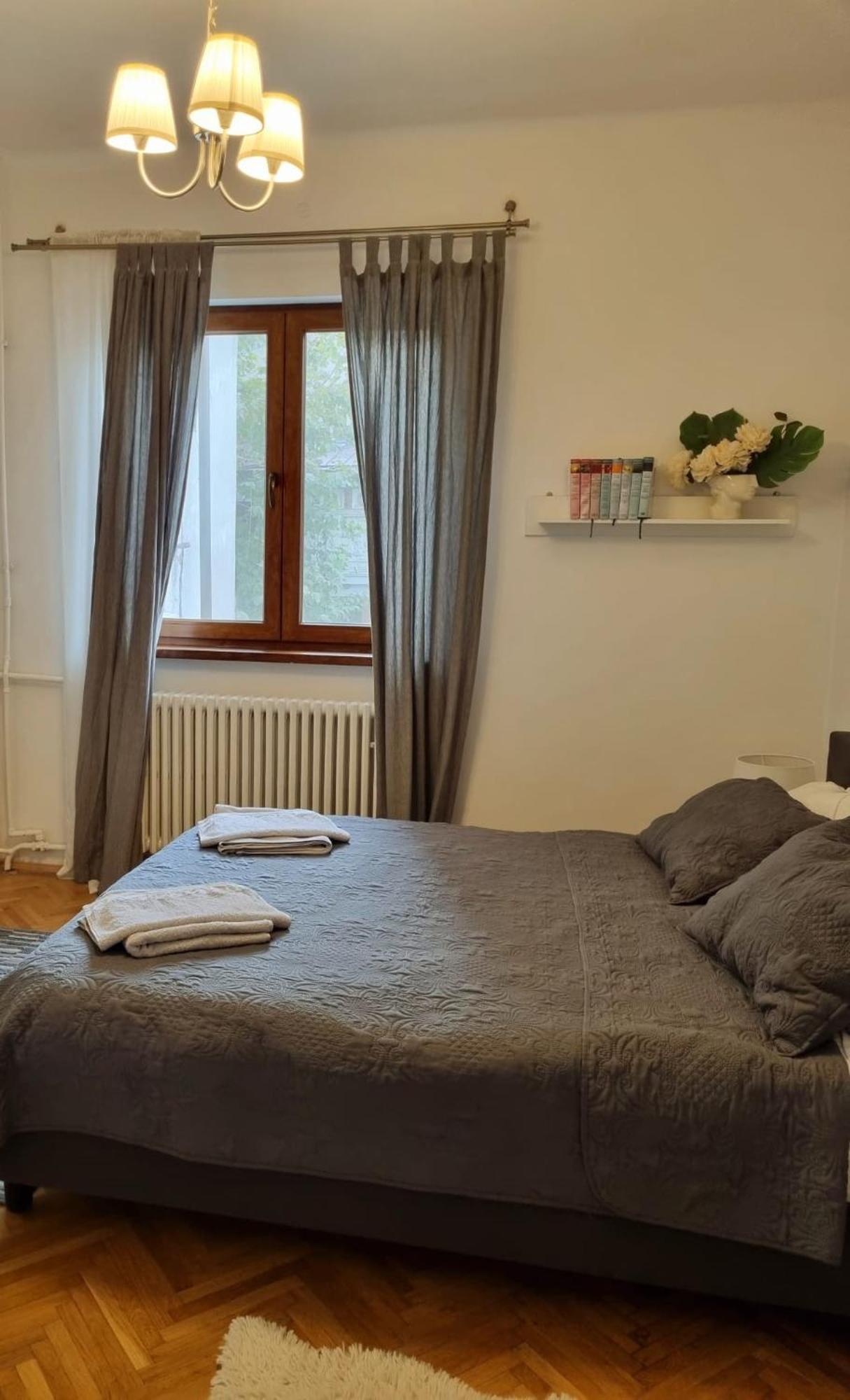 Cozy Apartment Near City Center Boekarest Buitenkant foto